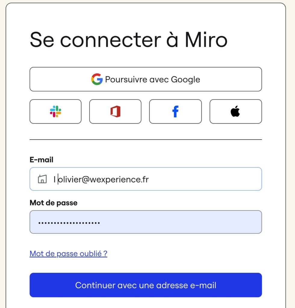 Analyse UX de Miro : capture d'écran du formulaire de création d'identifiant