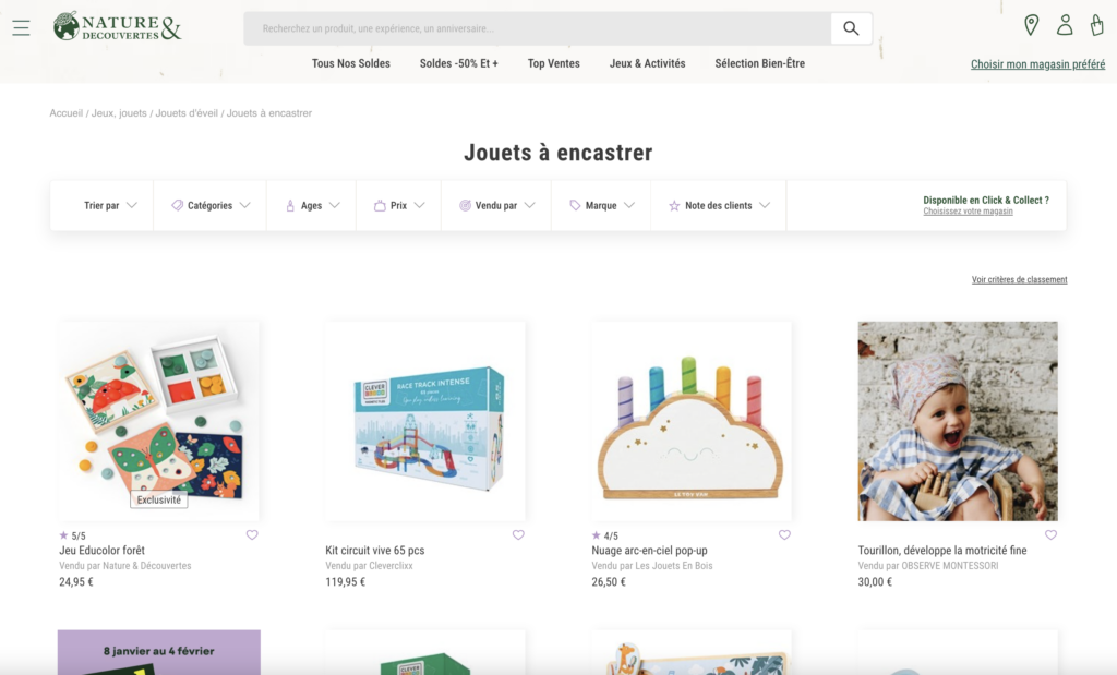 Page e-commerce de Nature & Découvertes affichant la catégorie "Jouets à encastrer", avec des jouets en bois et éducatifs présentés en grille. Les produits incluent un jeu Educolor forêt, un kit circuit, un nuage arc-en-ciel pop-up et un jouet pour développer la motricité fine. Options de tri et filtres disponibles en haut de la page.